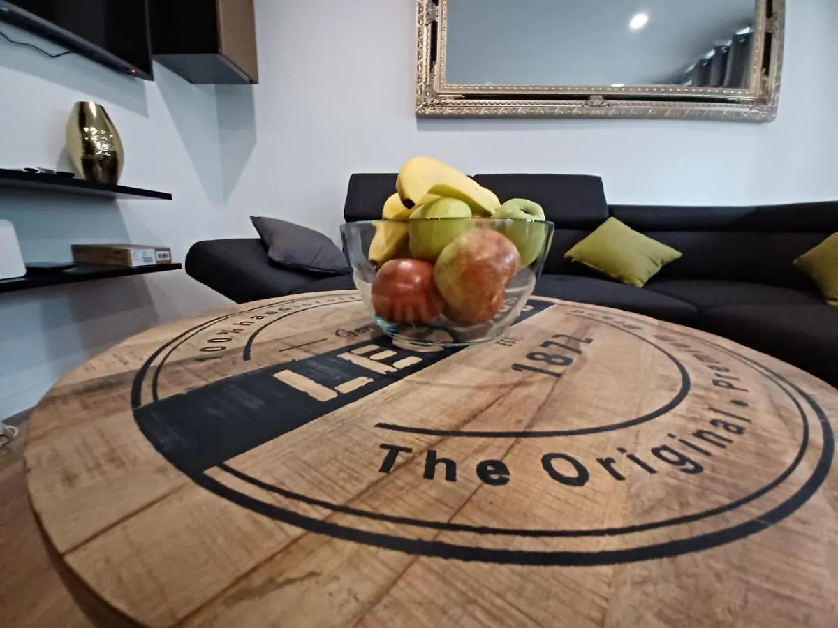 Apartman In The Centar Of Rijeka Croatia
