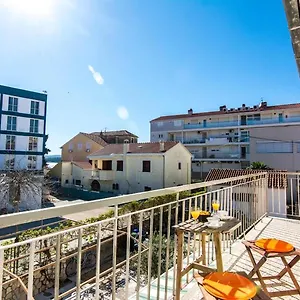 https://apartments-jankovic-biograd-na-moru.hotelinzadar.com